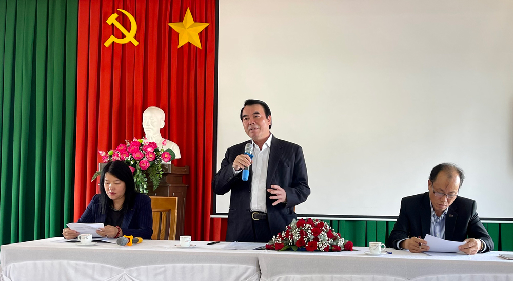 Phó Chủ tịch UBND tỉnh Lâm Đồng Phạm S  phát biểu chỉ đạo tại Trung tâm Y tế Đà Lạt