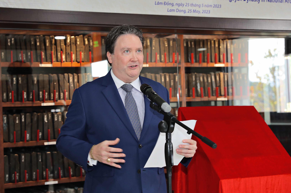 Đại sứ Hoa Kỳ tại Việt Nam Marc E. Knapper phát biểu tại Lễ công bố hoàn thành Dự án Bảo tồn Mộc bản triều Nguyễn