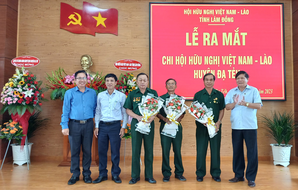 Ban Chấp hành Chi hội Hội Hữu nghị Việt Nam – Lào huyện Đạ Tẻh nhiệm kỳ 2023-2028 ra mắt 