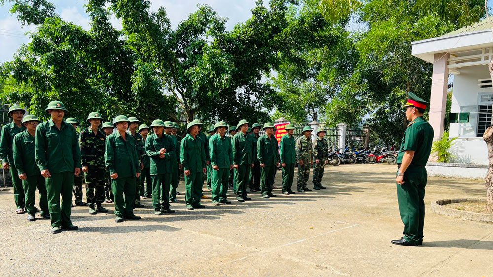 Ban Chỉ huy Quân sự huyện Cát Tiên tổ chức huấn luyện cho cán bộ Tiểu đoàn Bộ binh 20 - Dự bị động viên huyện năm 2023