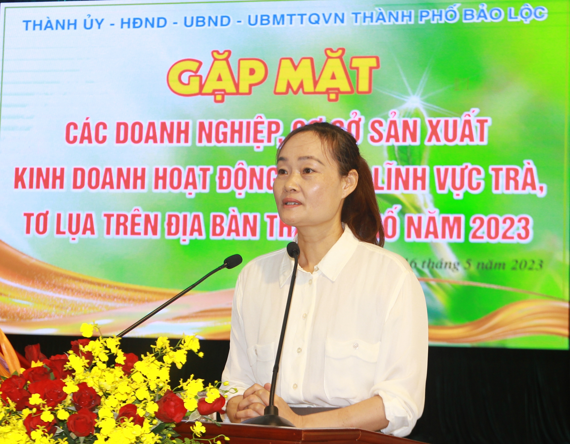 Đại diện doanh nghiệp, cơ sở sản xuất kinh doanh tơ lụa tại Bảo Lộc kiến nghị ý kiến