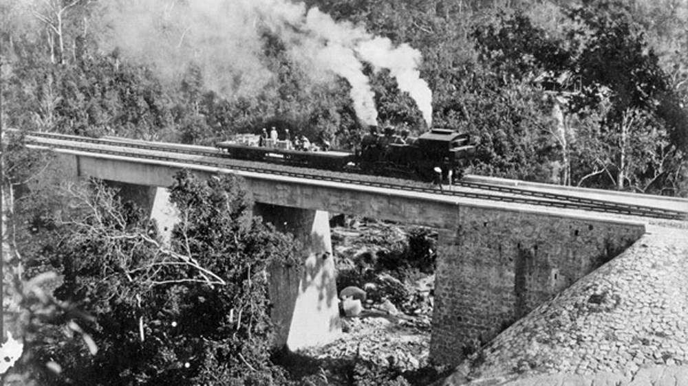 Tuyến đường sắt Tháp Chàm - Đà Lạt trong quá trình xây dựng. Ảnh tư liệu
