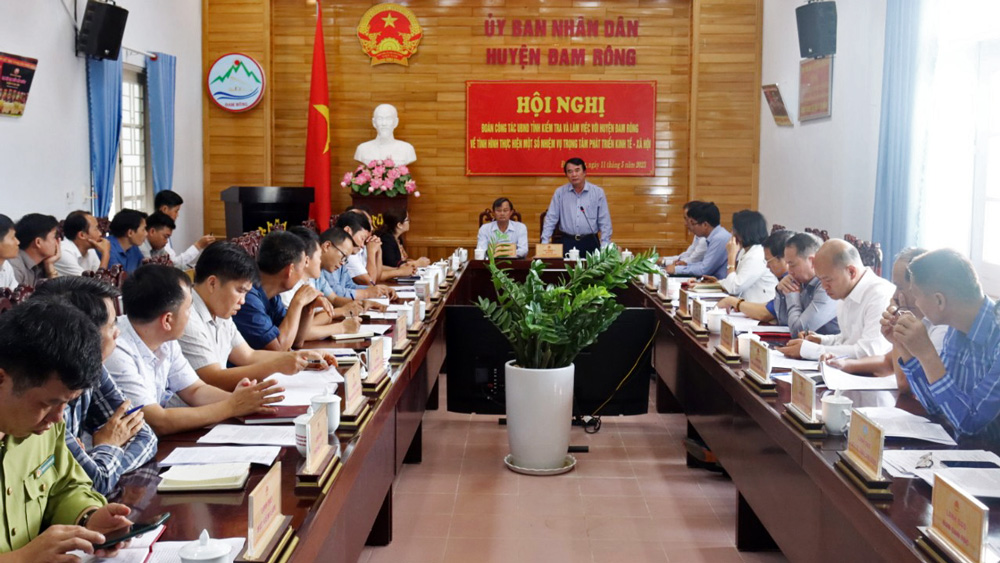 Phó Chủ tịch UBND tỉnh Lâm Đồng Phạm S làm việc với huyện Đam Rông