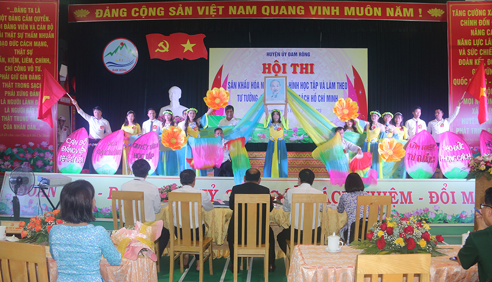 Đam Rông tổ chức Hội thi Học tập và làm theo tư tưởng, đạo đức, phong cách Hồ Chí Minh