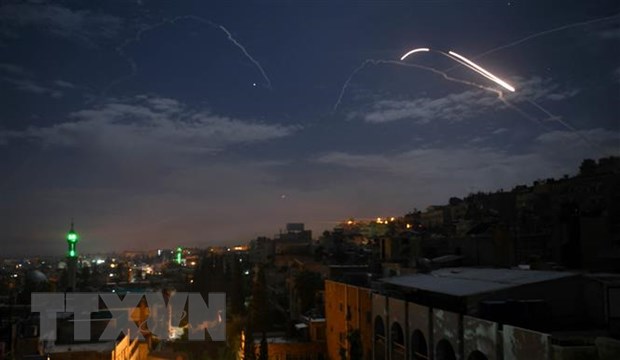 Hệ thống phòng không Syria đánh chặn một tên lửa của Israel trên bầu trời thủ đô Damascus ngày 21/1/2019