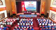 Chủ tịch UBND huyện Đơn Dương đối thoại với thanh niên