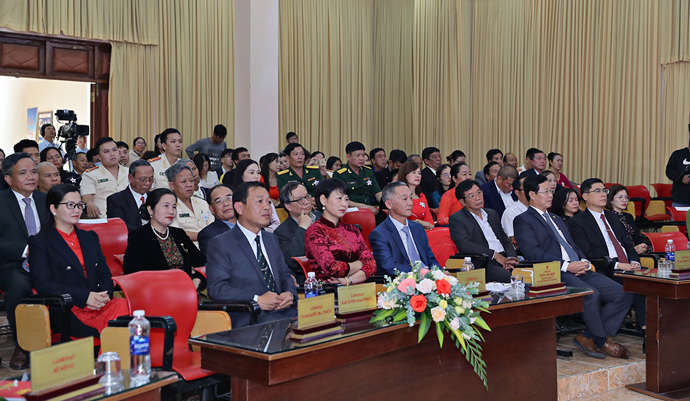 Lãnh đạo tỉnh Lâm Đồng tham dự buổi giao lưu điển hình tiên tiến trong phong trào thi đua yêu nước tỉnh Lâm Đồng