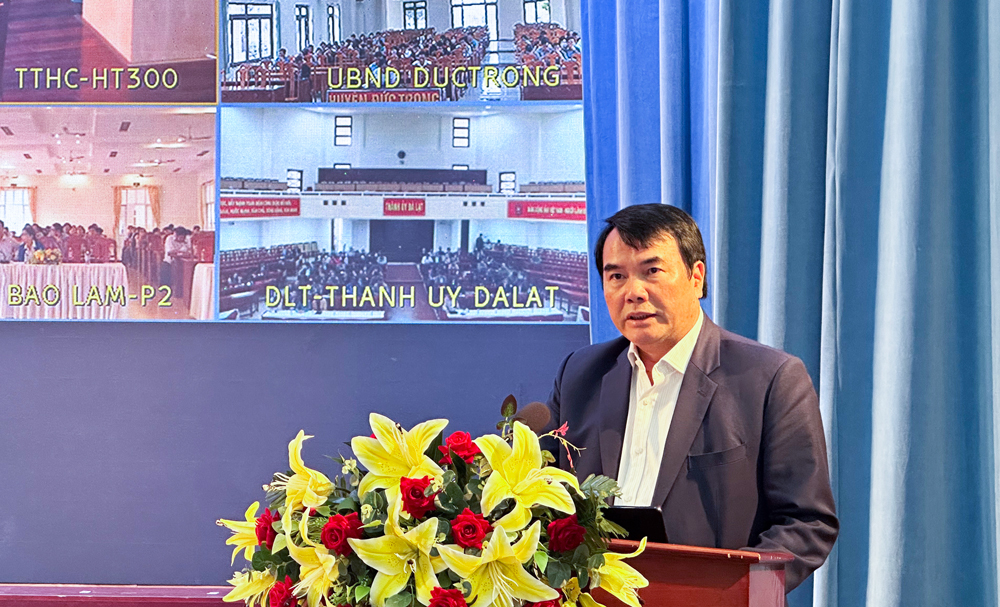 Ông Phạm S - Phó Chủ tịch UBND tỉnh phát biểu khai mạc hội thảo