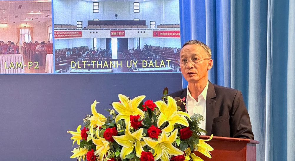 Ông Trần Văn Hiệp - Chủ tịch UBND tỉnh phát biểu kết luận hội thảo