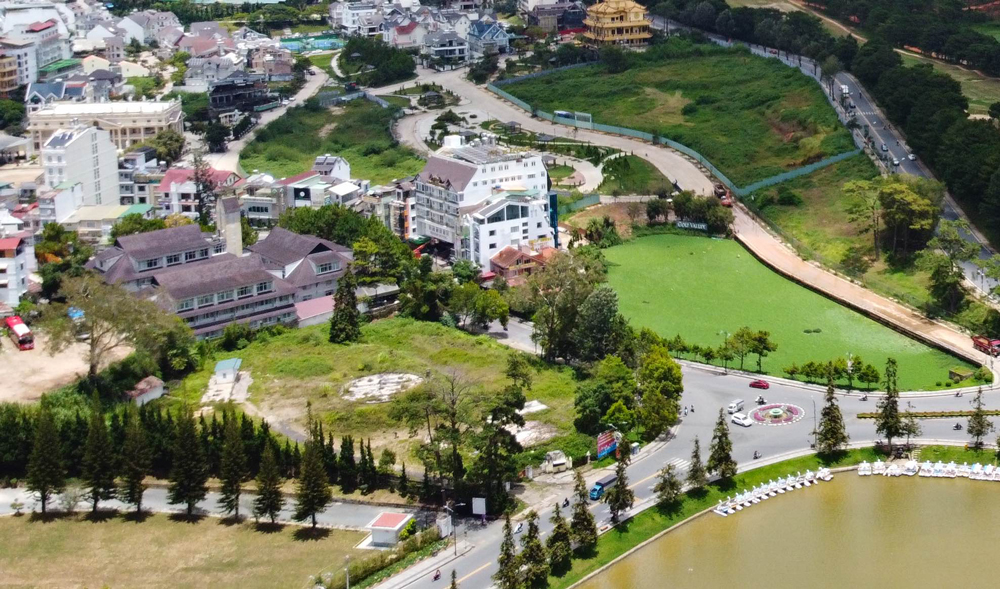 Chưa xem xét đề xuất xây khách sạn cao cấp 5 sao ven hồ Xuân Hương