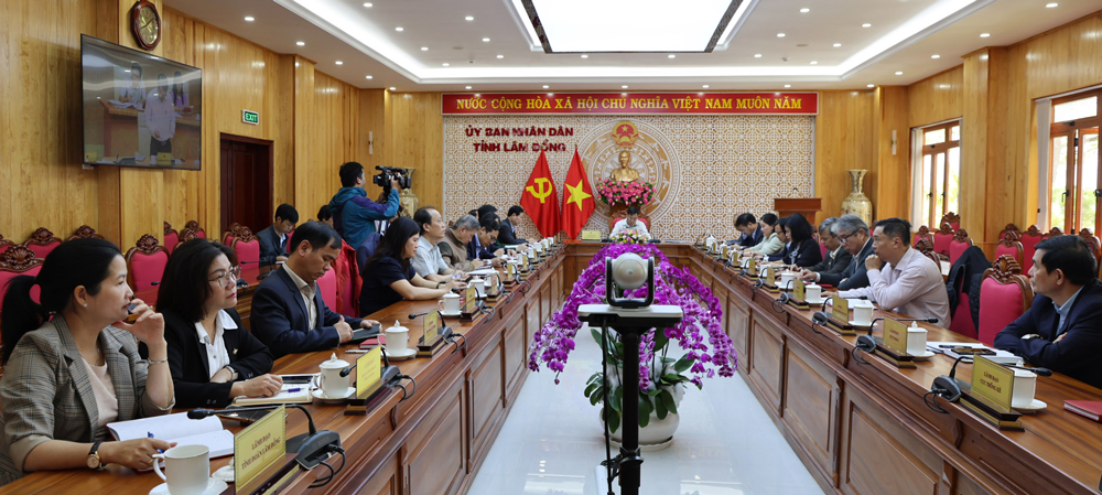 Các thành viên Ban Chỉ đạo tham gia tại điểm cầu tỉnh Lâm Đồng