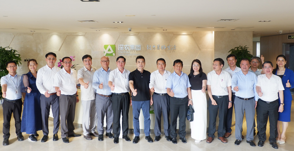 Đoàn công tác tỉnh Lâm Đồng chụp ảnh lưu niệm với lãnh đạo Tập đoàn Agricultural Power