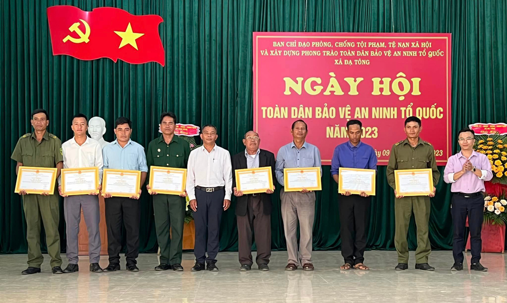 Đam Rông tổ chức điểm Ngày hội Toàn dân bảo vệ an ninh Tổ quốc