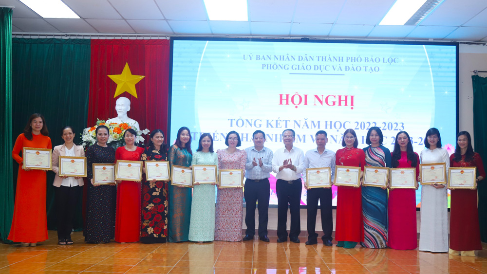 Các tập thể nhận khen thưởng của Chủ tịch UBND TP Bảo Lộc