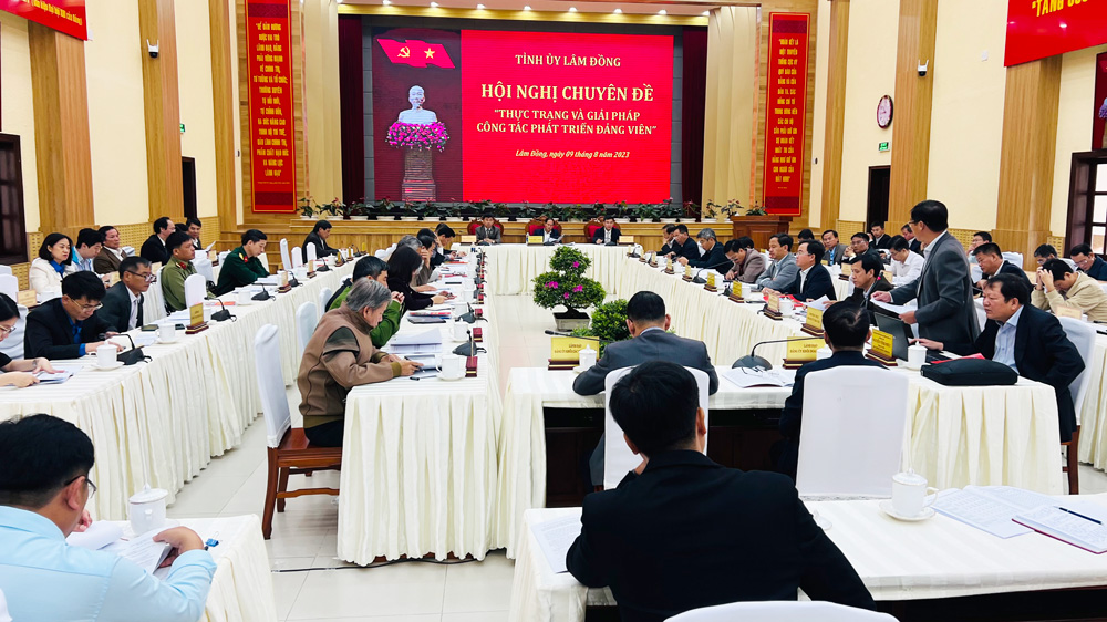 Phát triển đảng viên tại Lâm Đồng - những vấn đề đặt ra (Kỳ 1)