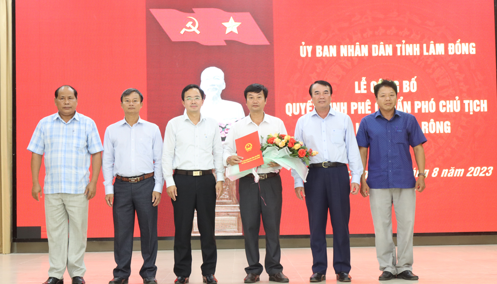 Đồng chí Trần Đức Bắc giữ chức Phó Chủ tịch UBND huyện Đam Rông