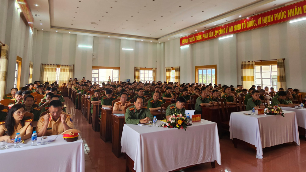 Công an Lâm Đồng tập huấn cho 1.500 cán bộ về quản lý biển số định danh