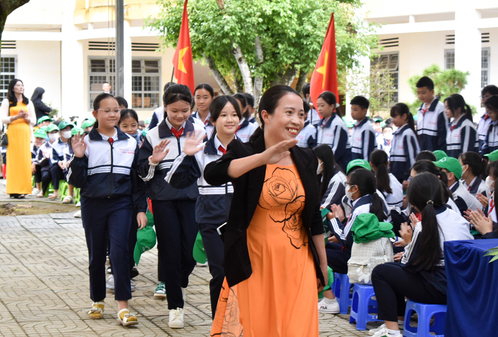 Trường THCS - THPT Xuân Trường đón học sinh lớp 6