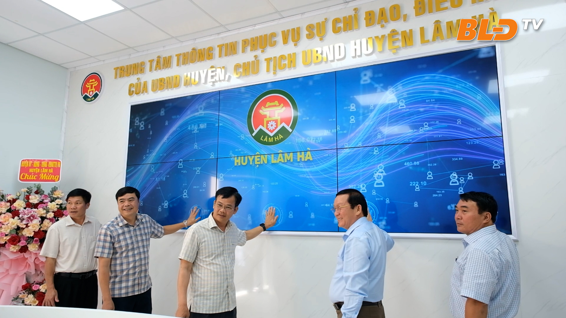 Khai trương Trung tâm điều hành thông minh - IOC huyện Lâm Hà