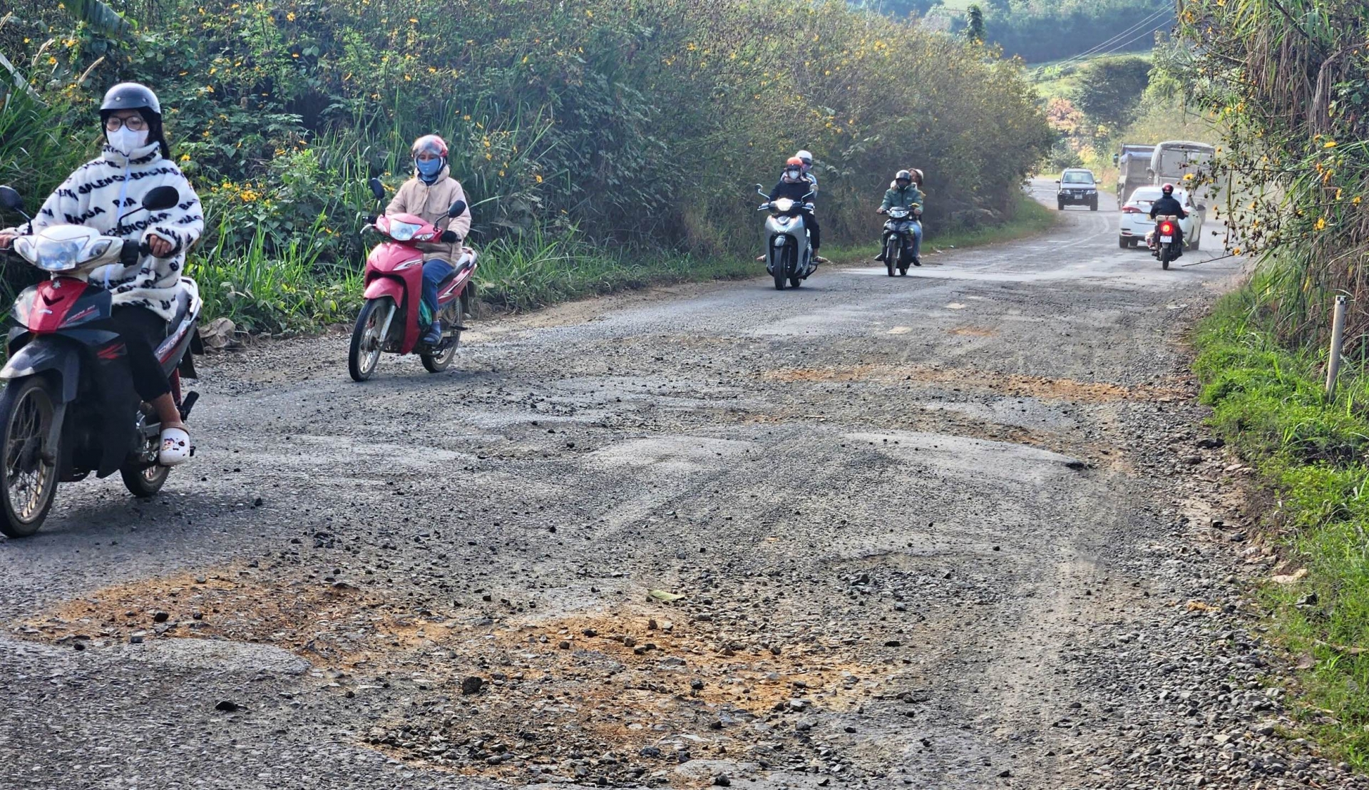 Hơn 1.400 tỷ đồng cải tạo, nâng cấp tuyến Quốc lộ 28B qua 2 tỉnh Lâm Đồng – Bình Thuận