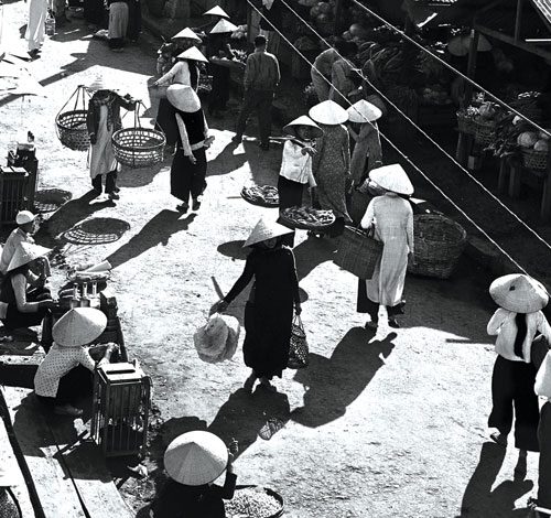Chợ Đà Lạt năm 1953.