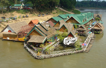 Một Khu du lịch  - nhà hàng bên sông Mê Kông