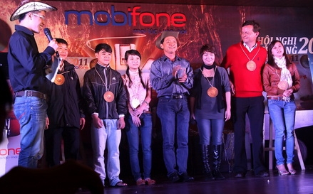 Mobifone chi nhánh Lâm Đồng tri ân khách hàng