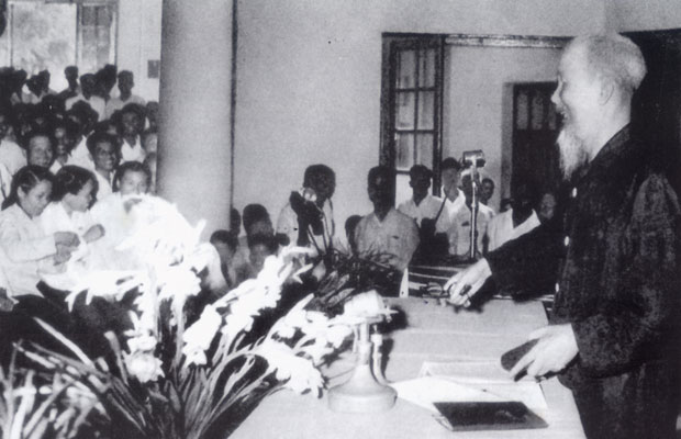 Bác Hồ với báo chí cách mạng Việt Nam