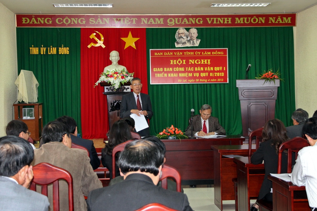 Đ/c Hà Phước Toản – UVBTV, Trưởng Ban Dân vận Tỉnh uỷ phát biểu chỉ đạo tại hội nghị giao ban công tác dân vận