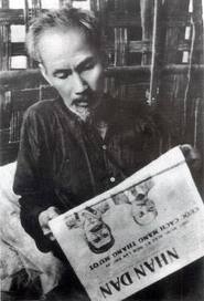 Hồ Chí Minh - Báo chí là ngọn cờ tư tưởng