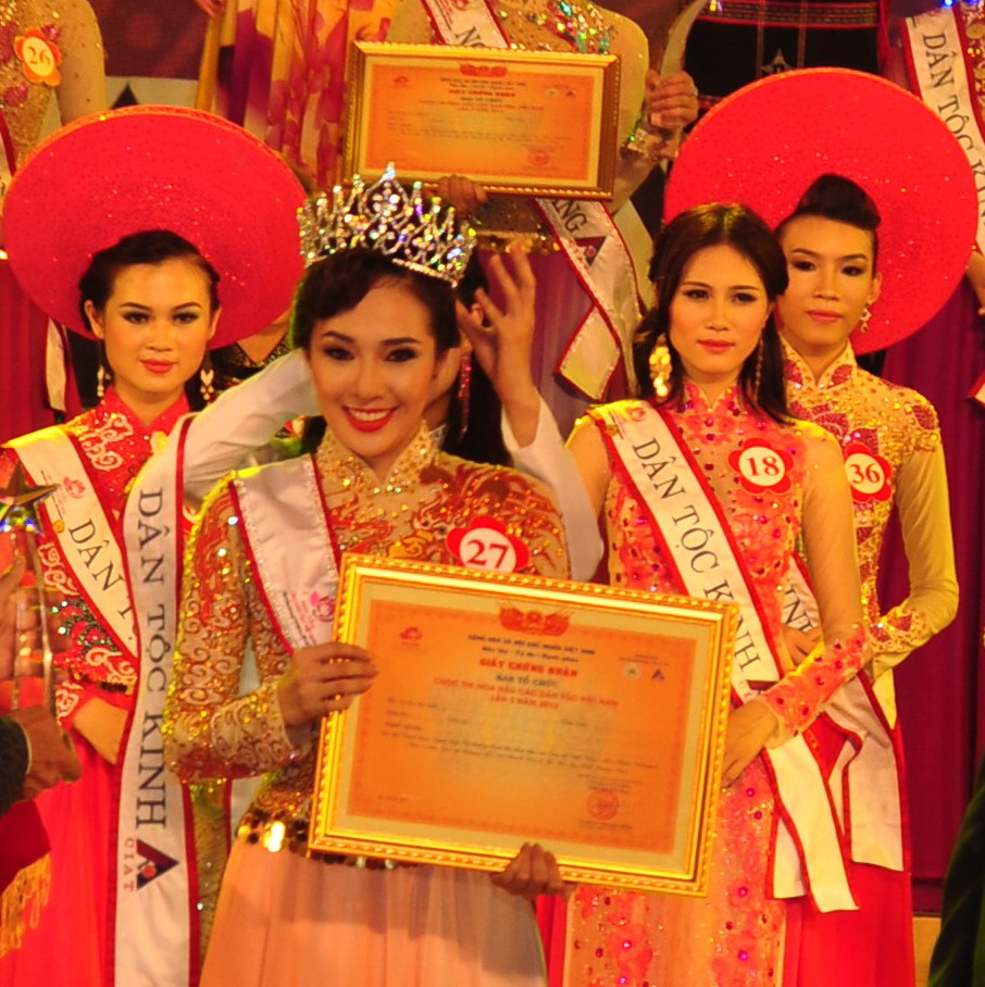 Chung kết Cuộc thi Hoa hậu các dân tộc Việt Nam
