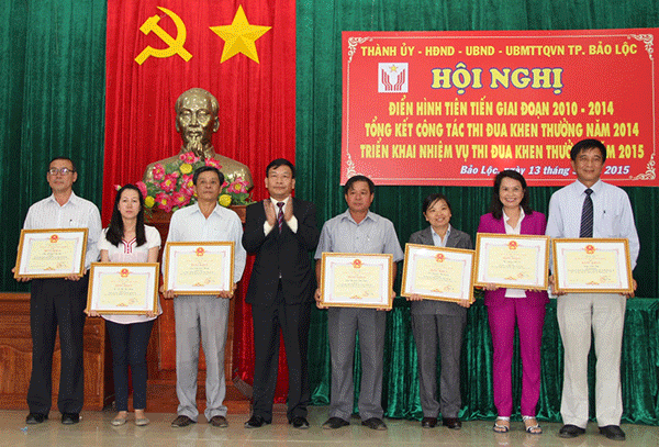 Bảo Lộc tổng kết công tác thi đua, khen thưởng năm 2014