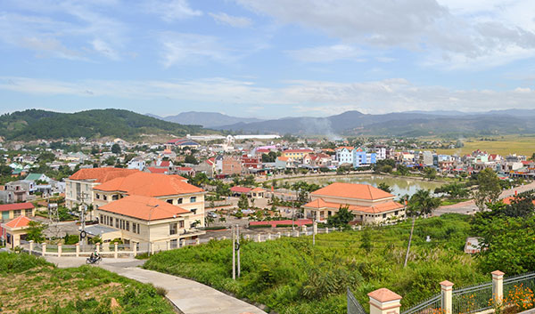 Một góc thị trấn Đinh Văn, Lâm Hà. Ảnh: Văn Báu