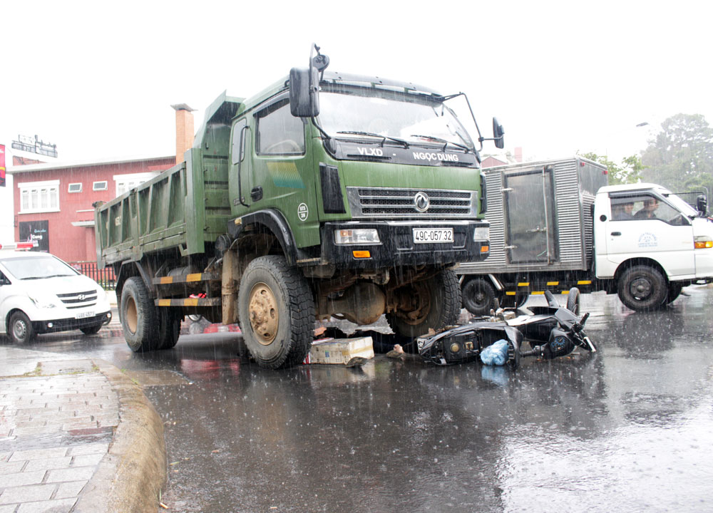 Đà Lạt: Tai nạn giao thông, một người chết tại chỗ