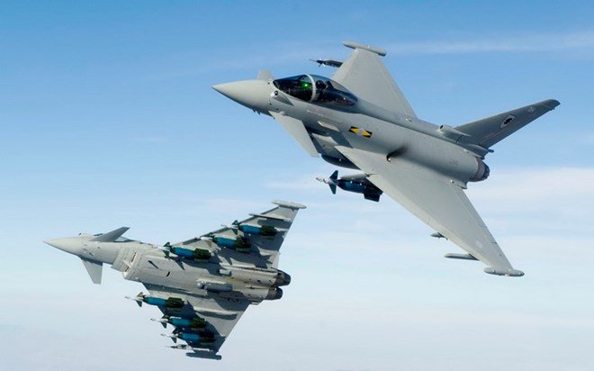 Máy bay tiêm kích đa nhiệm Typhoon. (Nguồn: Reuters)