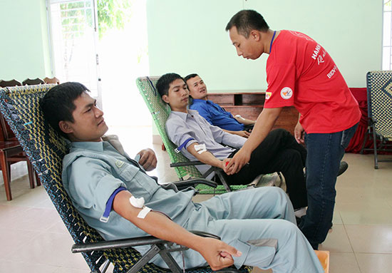 Bảo Lộc, Đạ Tẻh: Tổ chức hiến máu tại Lễ hội Xuân hồng