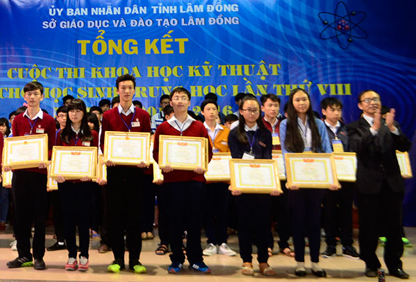 9 đề tài được chọn tham dự cuộc thi KHKT dành cho học sinh trung học cấp quốc gia