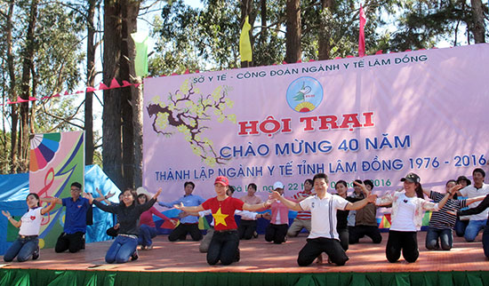 Hội trại chào mừng 40 năm thành lập ngành Y tế Lâm Đồng