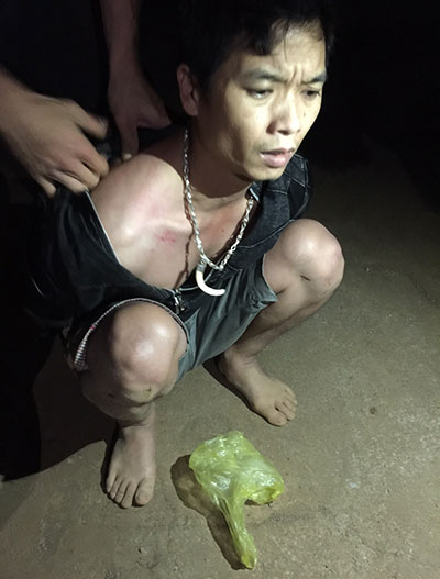 Lê Văn Đổng bị bắt quả tang cùng gói ma túy đá