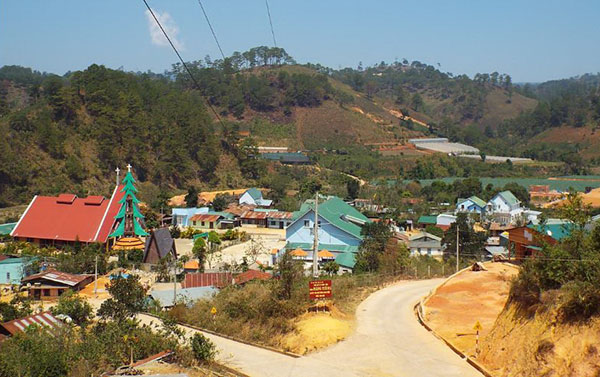 Xây dựng cộng đồng hạnh phúc ở buôn làng Păng Tiêng