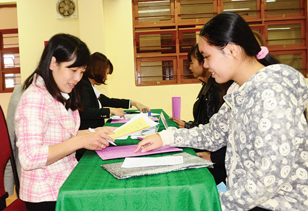 Trường Đại học Yersin Đà Lạt thường xuyên tổ chức tư vấn cho học sinh các trường THPT
