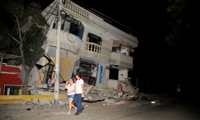 Động đất Ecuador, 246 người chết, ban bố tình trạng khẩn cấp