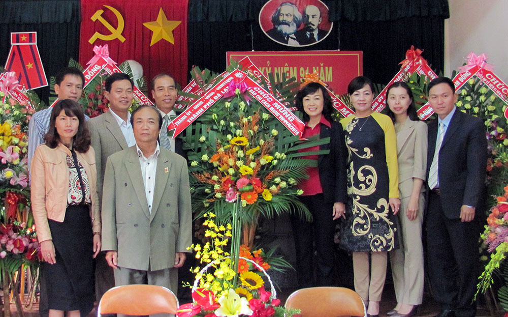 Các cơ quan, đơn vị chúc mừng Báo Lâm Đồng nhân kỷ niệm 91 năm Ngày Báo chí Cách mạng Việt Nam