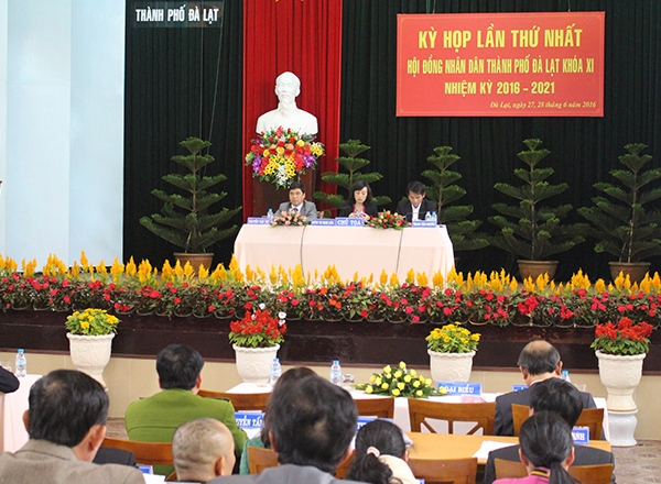 Toàn cảnh kỳ họp lần thứ nhất HĐND thành phố Đà Lạt khóa XI