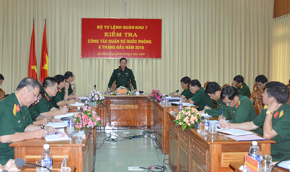 Trung tướng Võ Minh Lương kết luận tại buổi làm việc với Bộ CHQS tỉnh