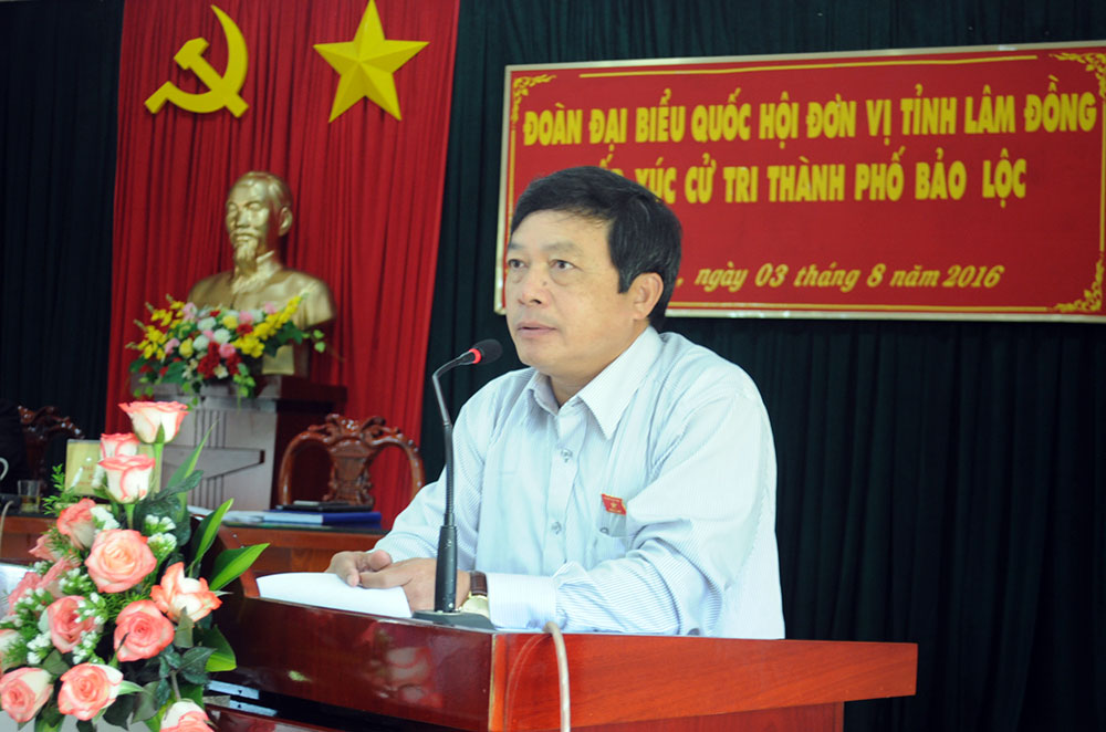 Đại biểu Quốc hội tiếp xúc cử tri thành phố Bảo Lộc
