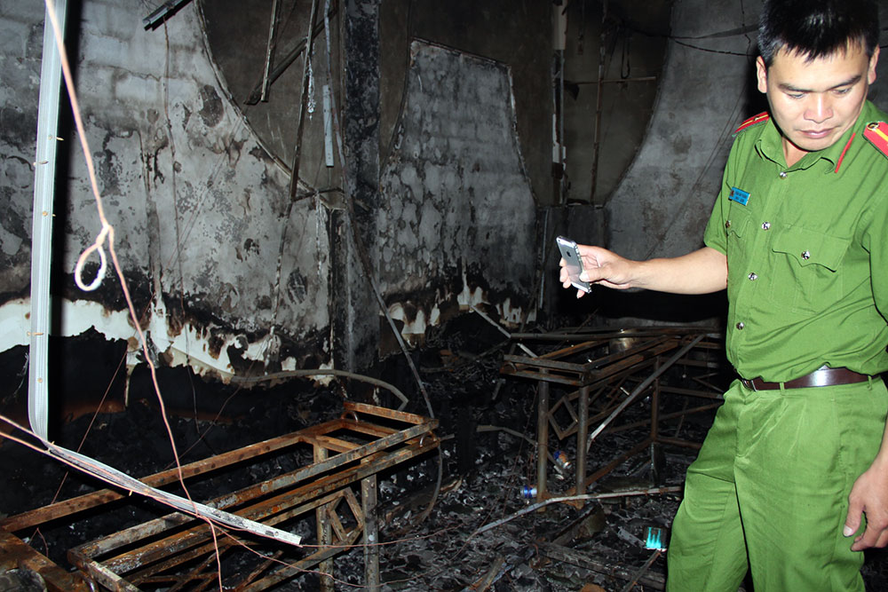 Bảo Lộc: Cháy phòng trà Uyên My, nhiều người kịp thoát thân