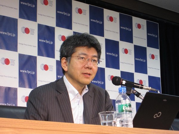 Giáo sư Takahara Akio, thuộc Khoa Luật, Trường Đại học Tokyo. (Nguồn: fpcj.jp)