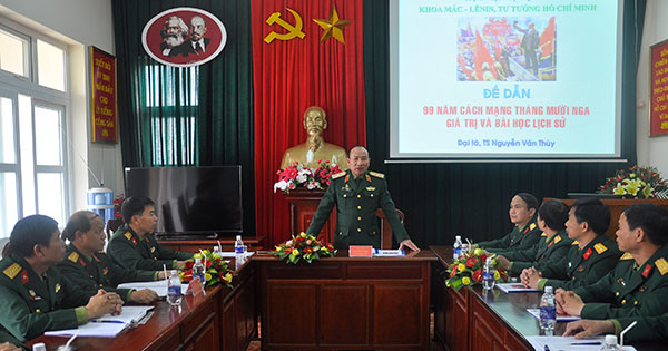 Thiếu tướng Lê Anh Thơ phát biểu tại hộ thảo