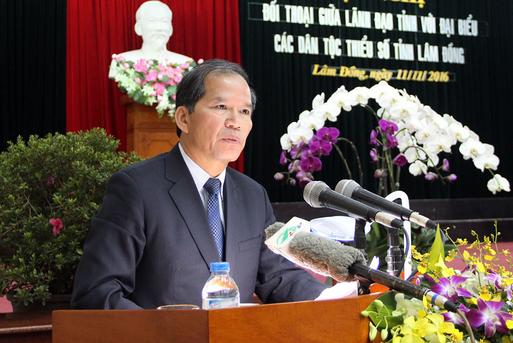 Đồng chí Nguyễn Xuân Tiến - UVBCH TW Đảng, Bí thư tỉnh ủy phát biểu tại buổi đối thoại